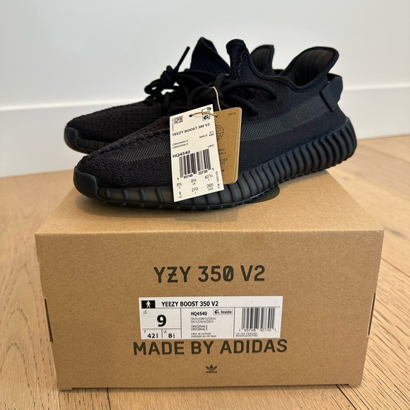 YEEZY Boost 350 V2